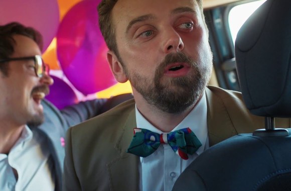 klases-susitikimas-berniukai-sugrizta-rujos-himnas-istrauka