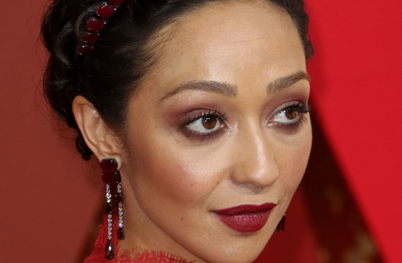 Ruth Negga ir „Gemfields“