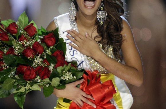 Naujoji „Mis Amerika“  Caressa Cameron 