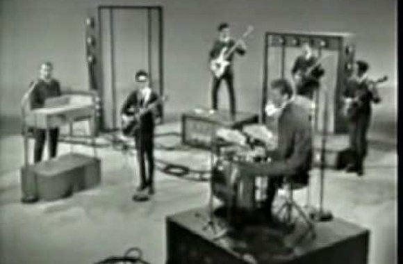VIDEO kadras: OH, PRETTY WOMEN - ROY ORBISON