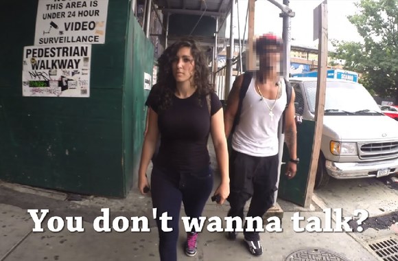 VIDEO kadras: Ką reiškia būti moterimi Niujorko gatvėse