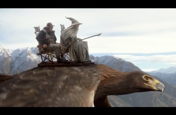 VIDEO kadras: Epiškiausiu skrydžio saugos vaizdo klipu pavadintas filmukas