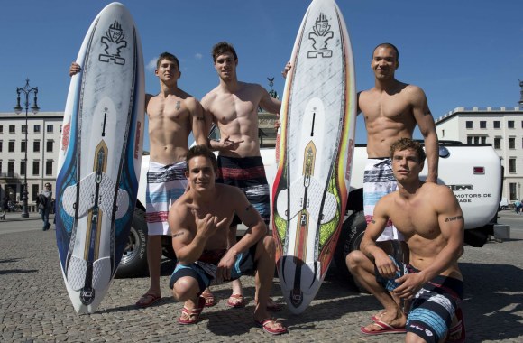 „Camp David“ vasaros kolekcijos reklama Berlyne