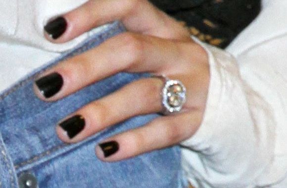 Debiutavo su 2010-ųjų pavasario drabužių kolekcija