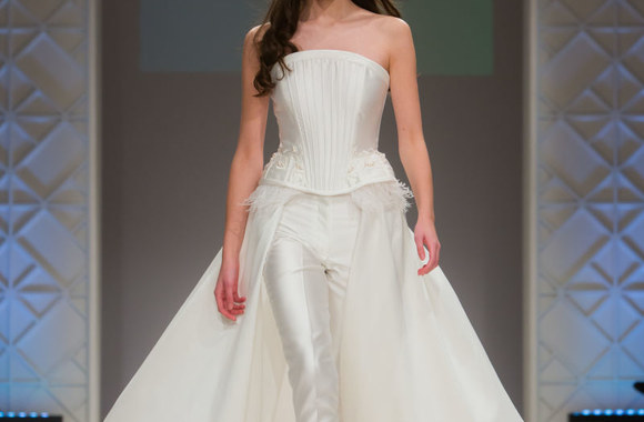 Dizainerės Raimondos Silės vestuvinių apdarų kolekcija