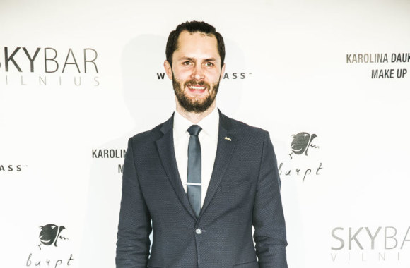 „kARTu“ rankinių kolekcijos pristatymo akimirkos