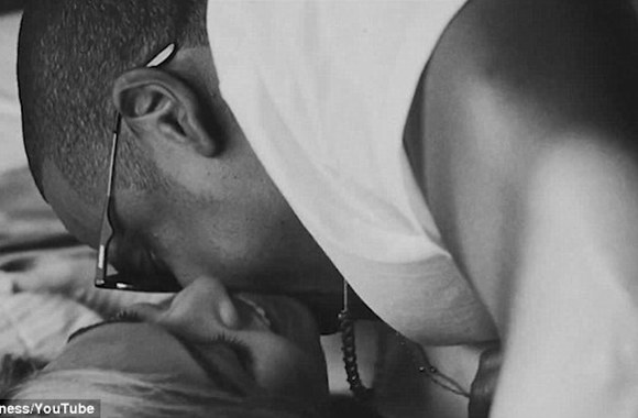 VIDEO kadras: Beyonce and Jay Z  \'Bang Bang: Part 1\'