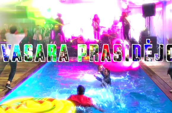 saulius-prusaitis-vasara-39-suolis-i-baseina