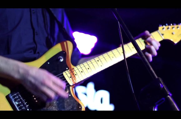 VIDEO kadras: Jama&W - Požemis (Gyvai)