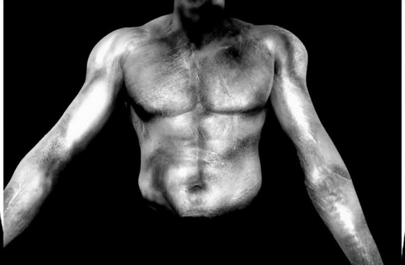 VIDEO kadras: Kanye West - Black Skinhead (Blkkk SkkkN Head) Official Video HD