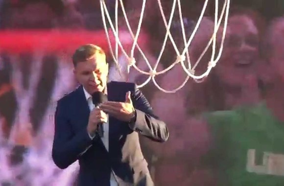 VIDEO kadras: Mindaugas Stasiulis mėgdžioja Deividą Norvilą