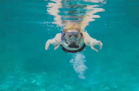 VIDEO kadras: Nuotrauka, kurią Zilla parodė draugams kaip akimirką iš kelionės po Aziją, ir atskleisti jos darymo užkulisiai