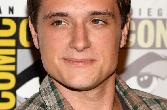 Joshas Hutchersonas švenčia 21-ąjį gimtadienį