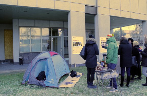 Operos mylėtojai pasistengė gauti bilietus į „Trubadūrą“
