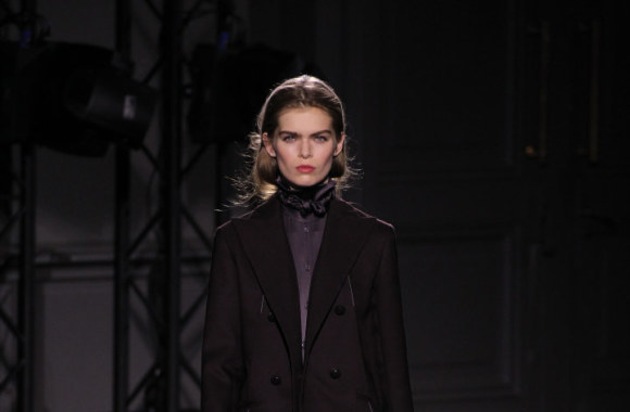 „Nina Ricci“ 2016 m. rudens-žiemos kolekcijos modelis