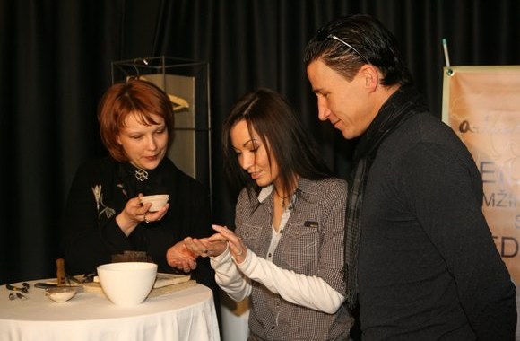 Karina ir Saulius gamino vestuvinius žiedus