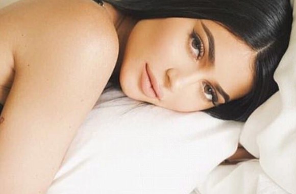 41025F8800000578-4564210-image-m-10_1496349938416