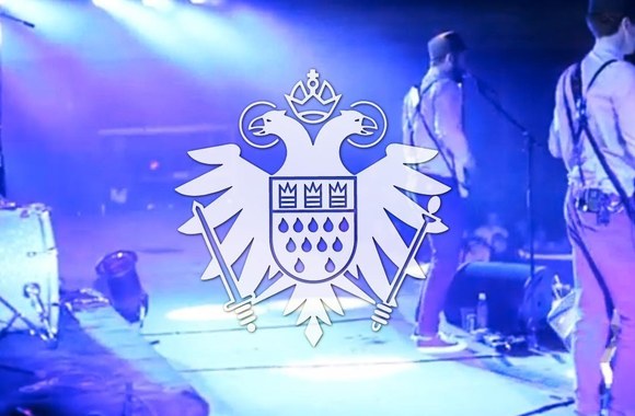 VIDEO kadras: WhoMadeWho - Inside World (Live at Roskilde 2011) \'Brighter\' Album