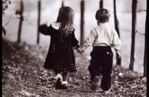 VIDEO kadras: Ligitas Kernagis  \"Tegyvuoja tėvai\"   2014