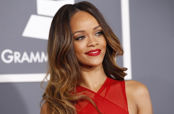 Rihanna švenčia 26-ąjį gimtadienį