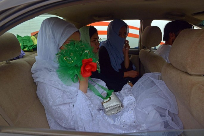 Masinių vestuvių ceremonija Afganistano sostinėje Kabule / Scanpix nuotr.