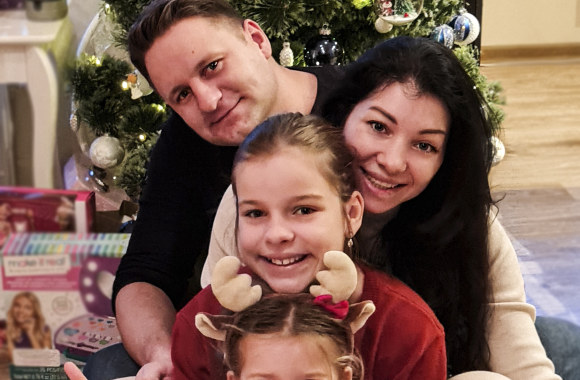 Andrius Rimiškis su šeima / Asmeninio albumo nuotr.