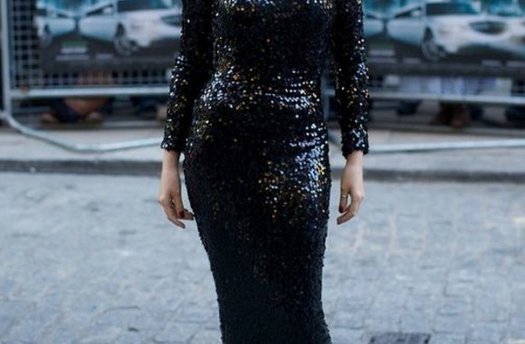 Kylie Minogue ir „Dolce & Gabbana“ suknelė