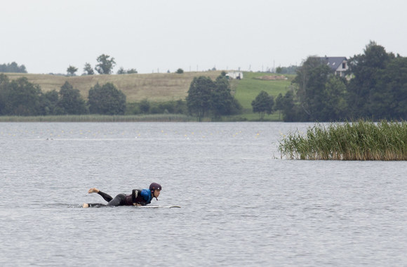 Donatas Montvydas išbandė elektrinę vandenlentę