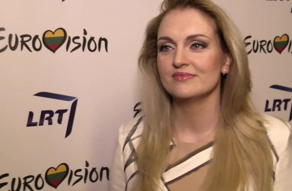 56dfd45559017video_56dfd4414d7ba