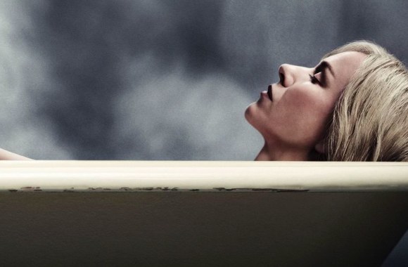 Naomi Watts siaubo trileryje „Įkalinta“