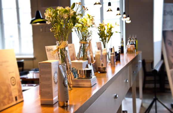 Kosmetikos pristatymas