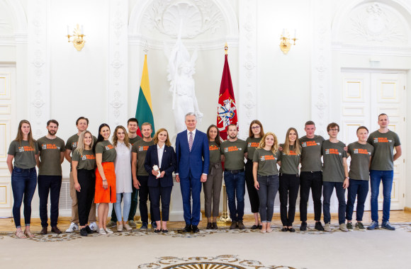 Prezidentas Gitanas Nausėda Prezidentūroje susitiko projekto „Misija Sibiras“ dalyviais/Pauliaus Peleckio/„ŽMONĖS Foto“ nuotr.