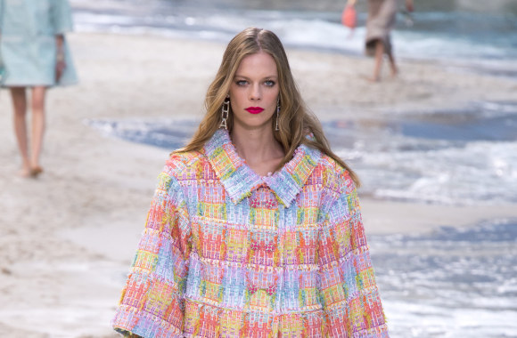  „Chanel“ mados namų kolekcija Paryžiaus mados savaitėje