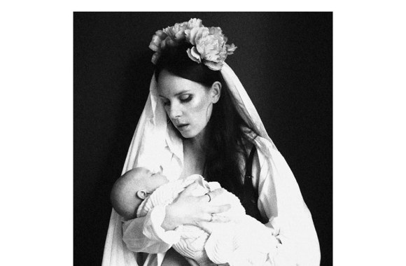 Valda Bičkutė su dukra Marija/Jovitos Balčiūnaitės nuotr.