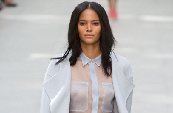 Burberry Prorsum 2014 m. pavasario/vasaros kolekcija Londone.