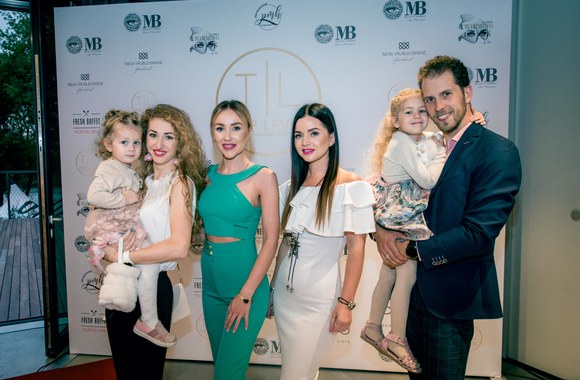 Žinomos moterys Kaune rinkosi į grožio, skonių bei kvapų šventę