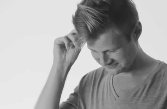 VIDEO kadras: ZIP FM || Pirmas kartas su ausų krapštuku || Byčinam@Mojo lounge Palanga