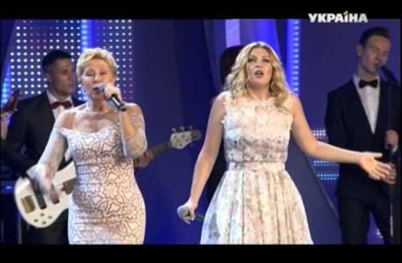 VIDEO kadras: Ирина Дубцова и Любовь Успенская - \'\'Я тоже его люблю\'\' Новая Волна 2014