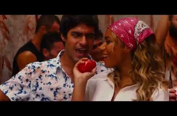 VIDEO kadras: Walking On Sunshine Title Track