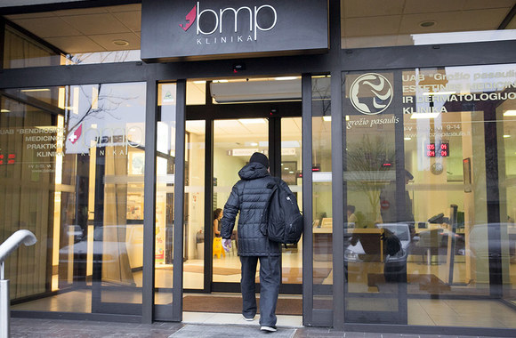 Juozas Petkevičius apsilankė klinikoje