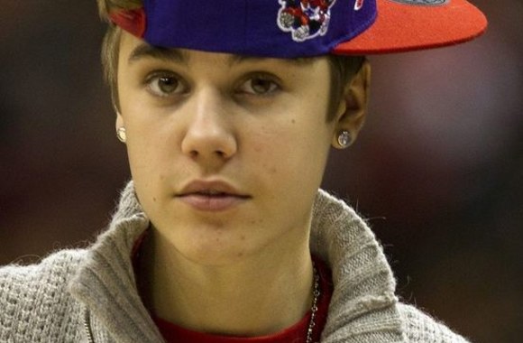 1 vieta – 18-metis dainininkas Justinas Bieberis – 140 mln. litų