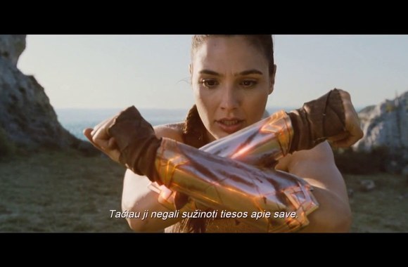 nuostabioji-moteris-ispudingas-veiksmo-ir-specialiuju-efektu-epas-kinuose-nuo-birzelio-2-d