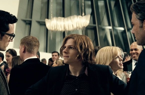 filmo-betmanas-pries-supermena-anonsas