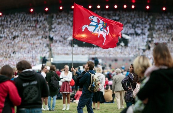 tiesiogiai-masine-portalu-ir-socialiniu-tinklu-ataka-nukreipta-i-lietuvius-pasaulyje