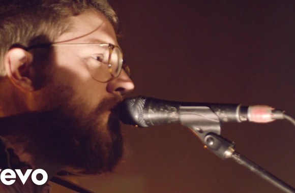 bears-den-above-the-clouds-of-pompeii-live-from-amsterdam