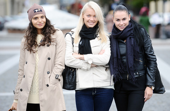 „Pinup Girls“ narės be makiažo