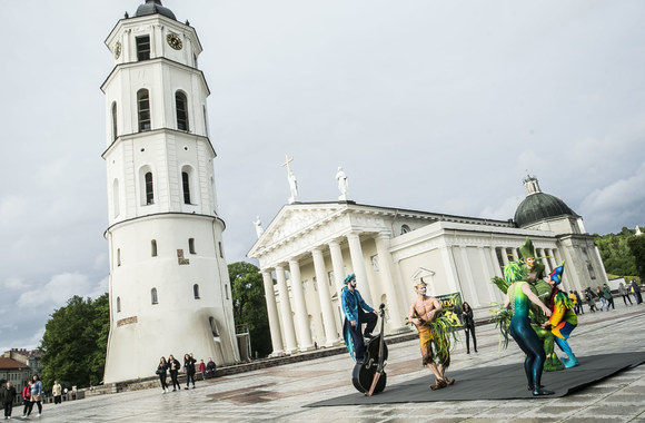 „Cirque du Soleil“ spektaklio „Varekai“ artistų viešnagės Vilniuje akimirkos