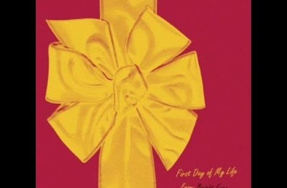 VIDEO kadras: 8 vieta: „Bright Eyes“ – „First Day of My Life“