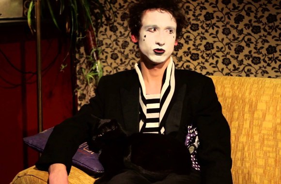 VIDEO kadras: Neteisėtai Padaryti - Meilės daina