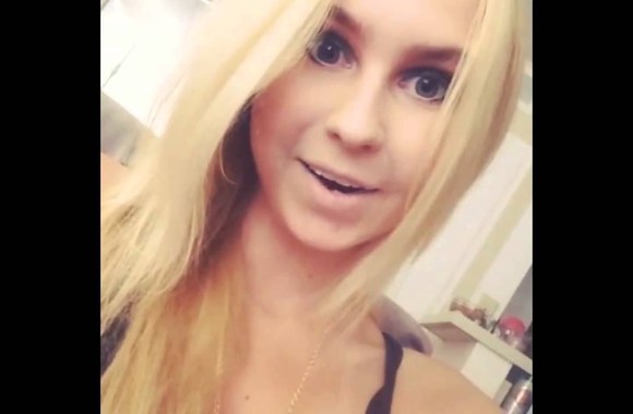 VIDEO kadras: Simona Milinytė dainuoja gyvai